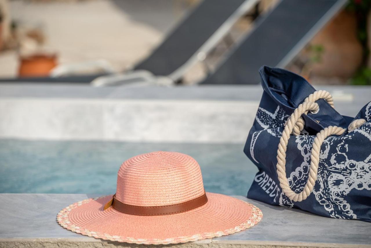 Pink Sand Villas Agios Pandeleimon  エクステリア 写真